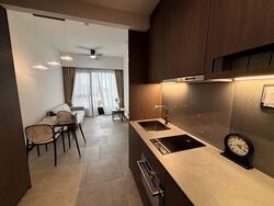 Midtown Modern (D7), Apartment #590374511